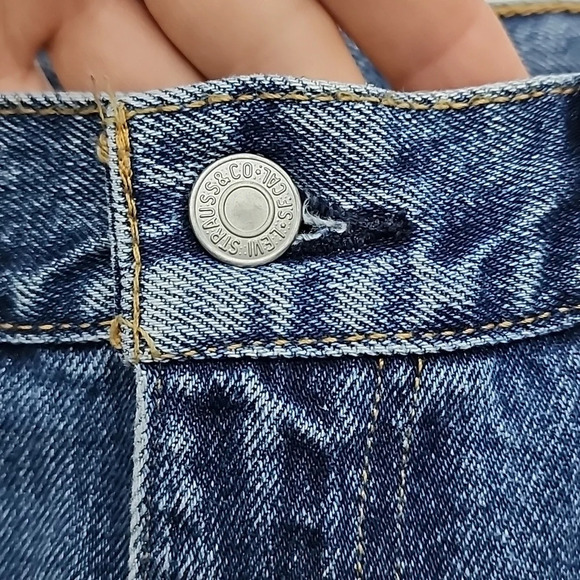 Levi's 505 Men's Blue Wash Denim Jeans Straight Leg Size 36 - Picture 4 of 13